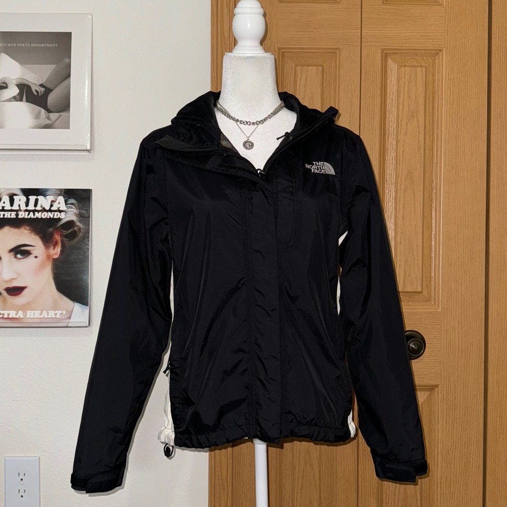 The North Face Womens Resolve 2 Rain Jacket Black White Small Hooded Windbreaker